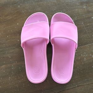 Brand new lululemon woman’s slides